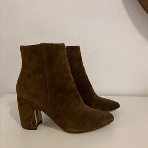 Sam Edelman Brown Ankle Boots with Suede Finish and Block Heel